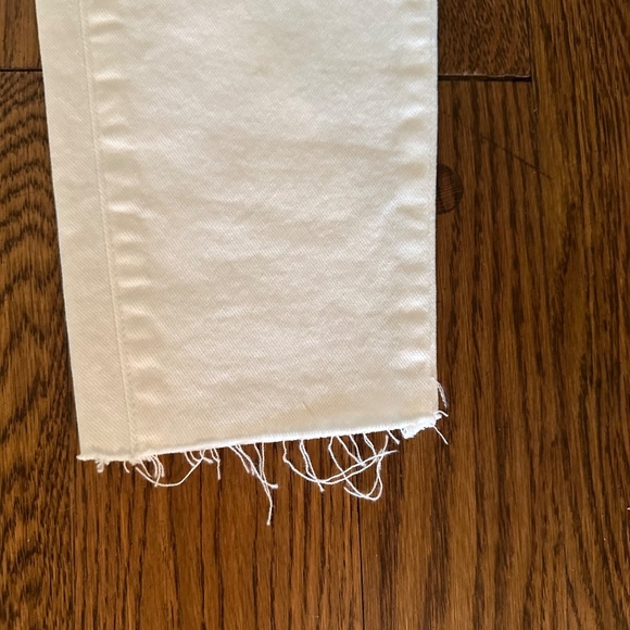 Paige Hoxton NWT Size 27 Button Raw Hem Jeans - Picture 7 of 7